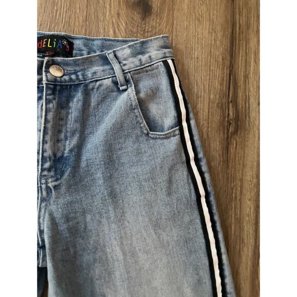 dELiA*s Dolls Kill Wide Leg Jean Size XS - Picture 6 of 10